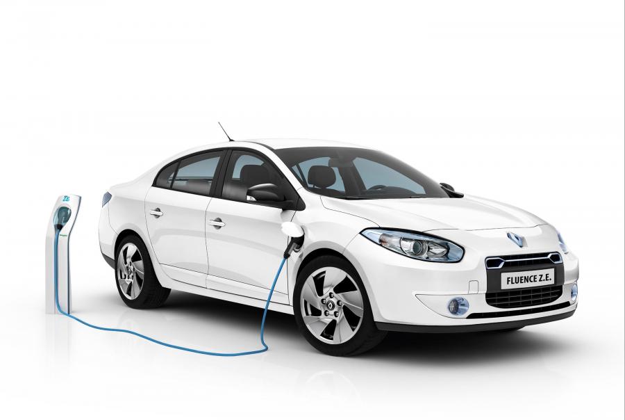 Renault Fluence Z.E. 2012 года  (фото 5 из 5)